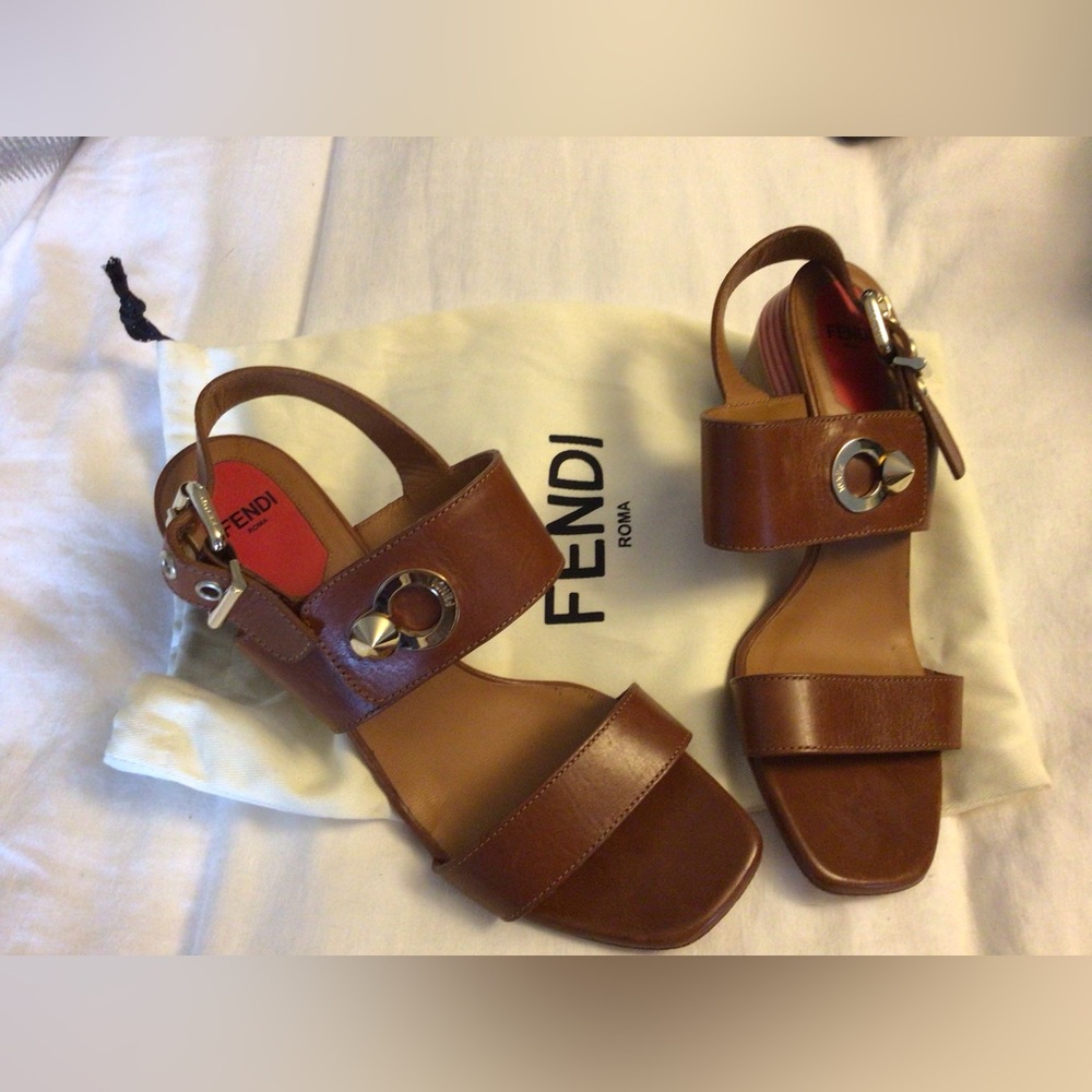 Fendi Sandal size 38.5